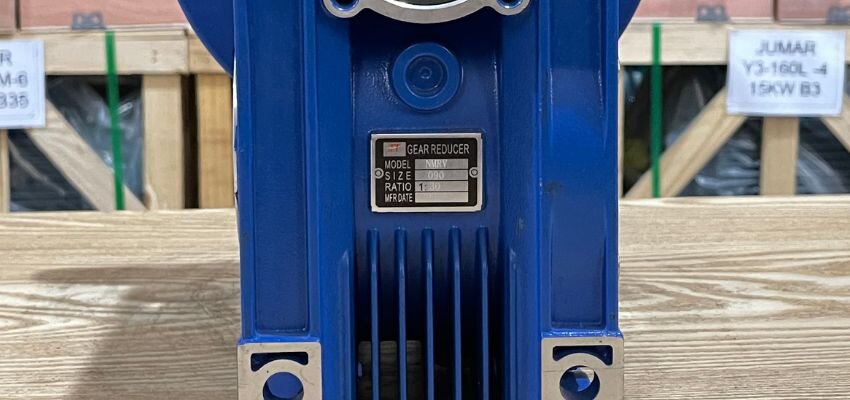 Chọn đúng kích thước hộp số giảm tốc giúp hệ thống vận hành ổn định, lắp đặt dễ dàng và đồng bộ với motor