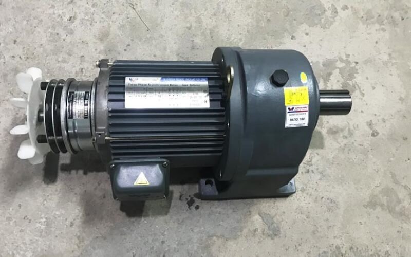 Những lưu ý khi sử dụng motor giảm tốc có thắng từ