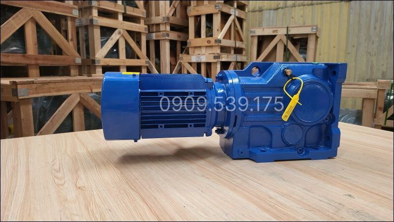 Lựa chọn đúng động cơ giảm tốc AC giúp tiết kiệm chi phí