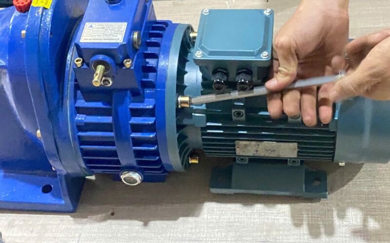 Cách lắp bộ điều chỉnh tốc độ vào motor 3 pha