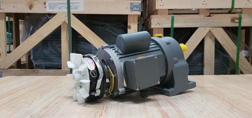 Động cơ giảm tốc phanh từ dưới 1.1kW có thể ứng dụng được trong nhiều lĩnh vực khác nhau