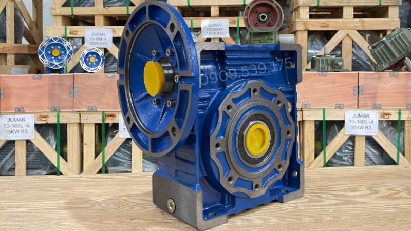 Hộp số giảm tốc NMRV tại Thành Thái Motor.