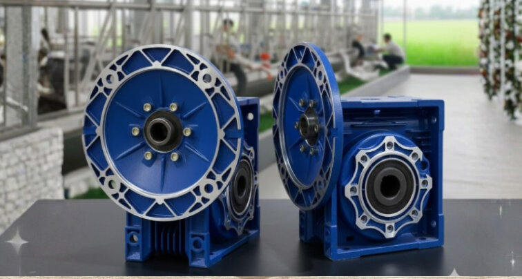 Việc tích hợp hộp giảm tốc NMRV vào máy móc nông nghiệp và chăn nuôi giúp tối ưu hóa hiệu suất vận hành máy móc