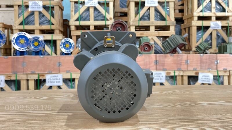 Chạy thử và đo kiểm để đảm bảo motor không còn hiện tượng giật cục